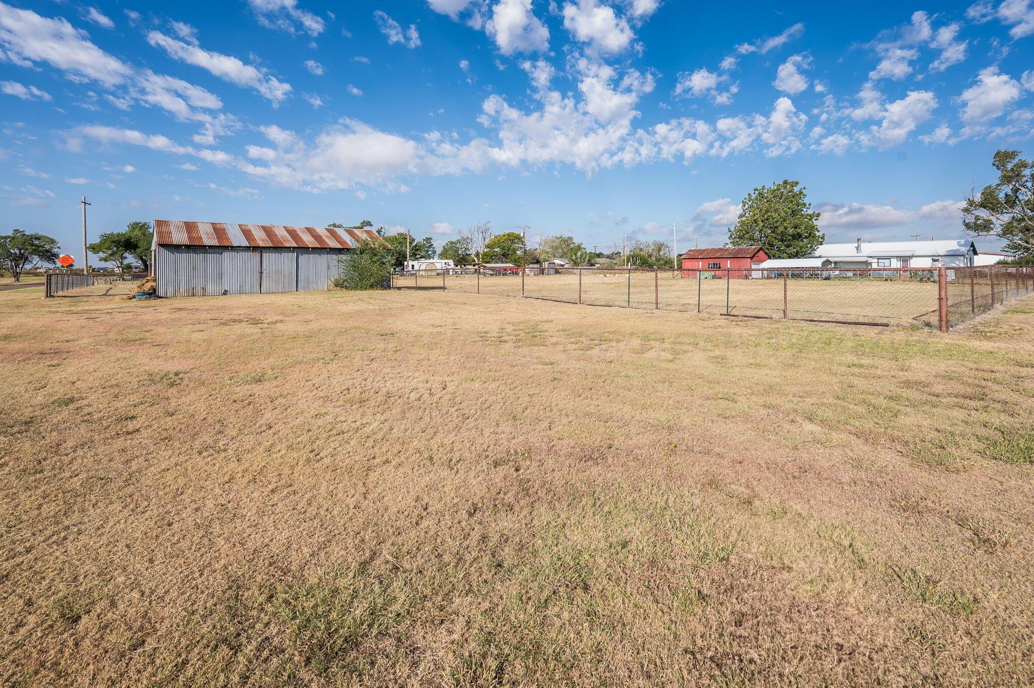 508 Sara Drive, Stinnett, Texas image 24