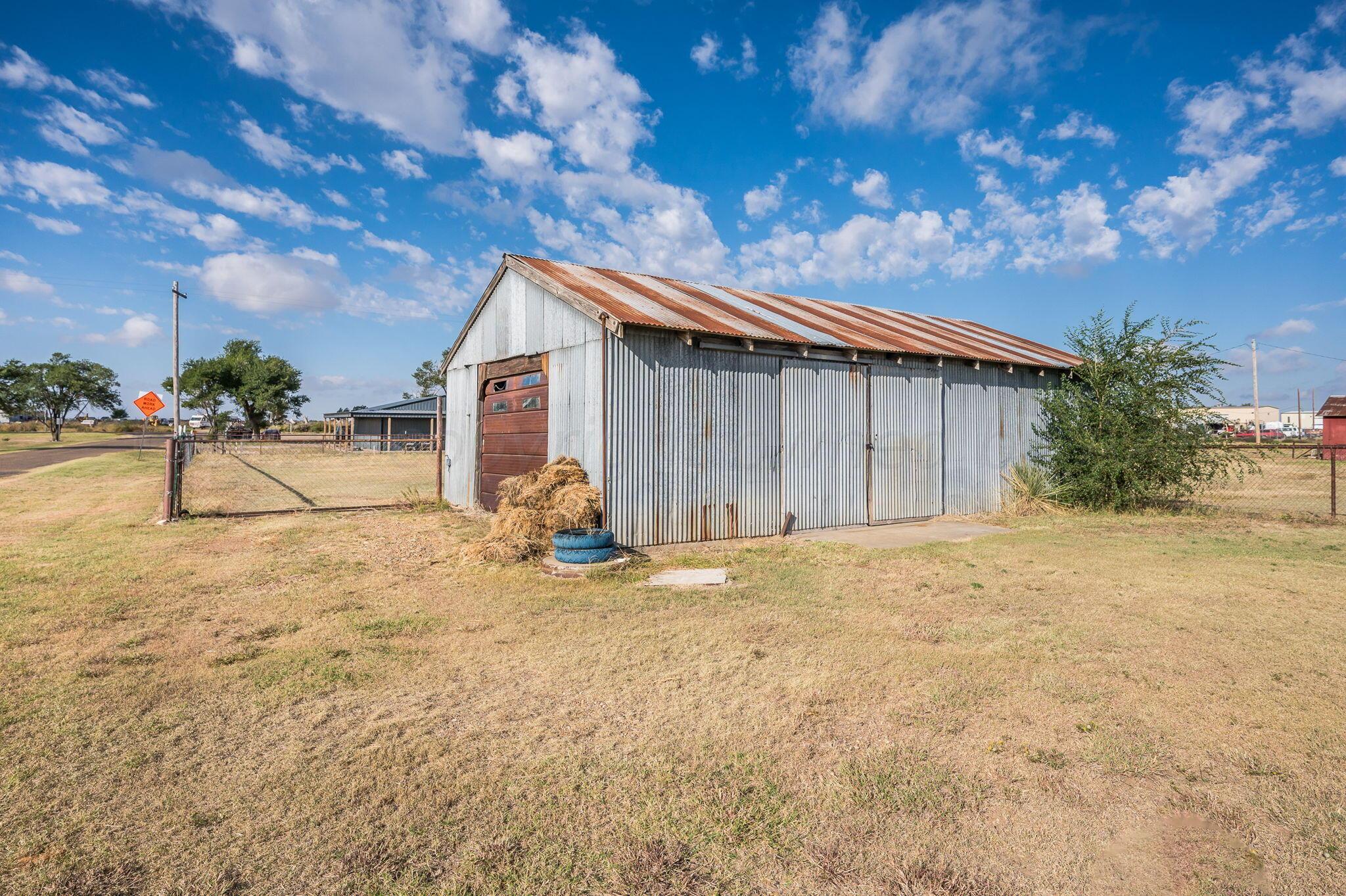 508 Sara Drive, Stinnett, Texas image 29