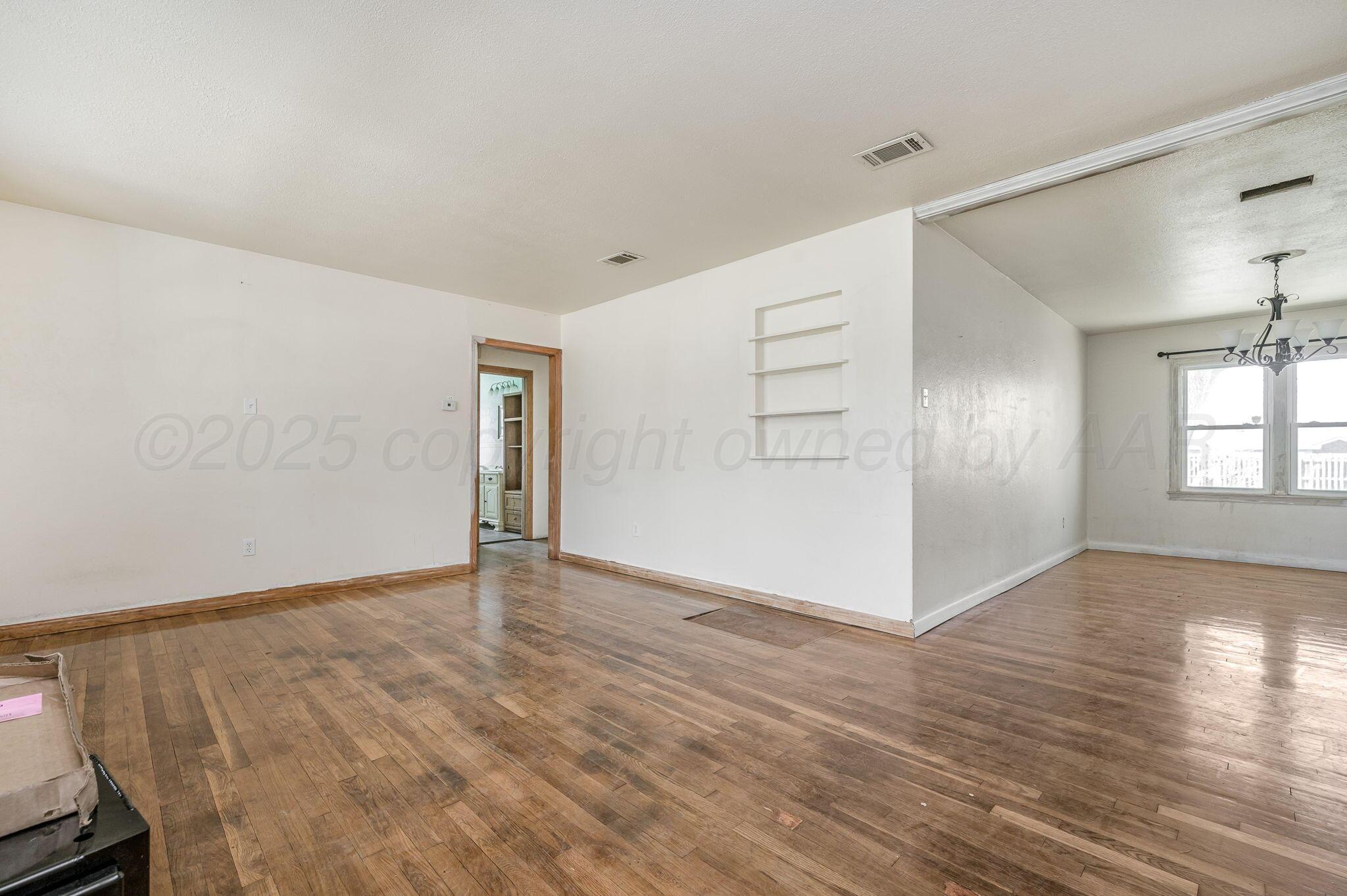 2104 S Travis Street, Amarillo, Texas image 3