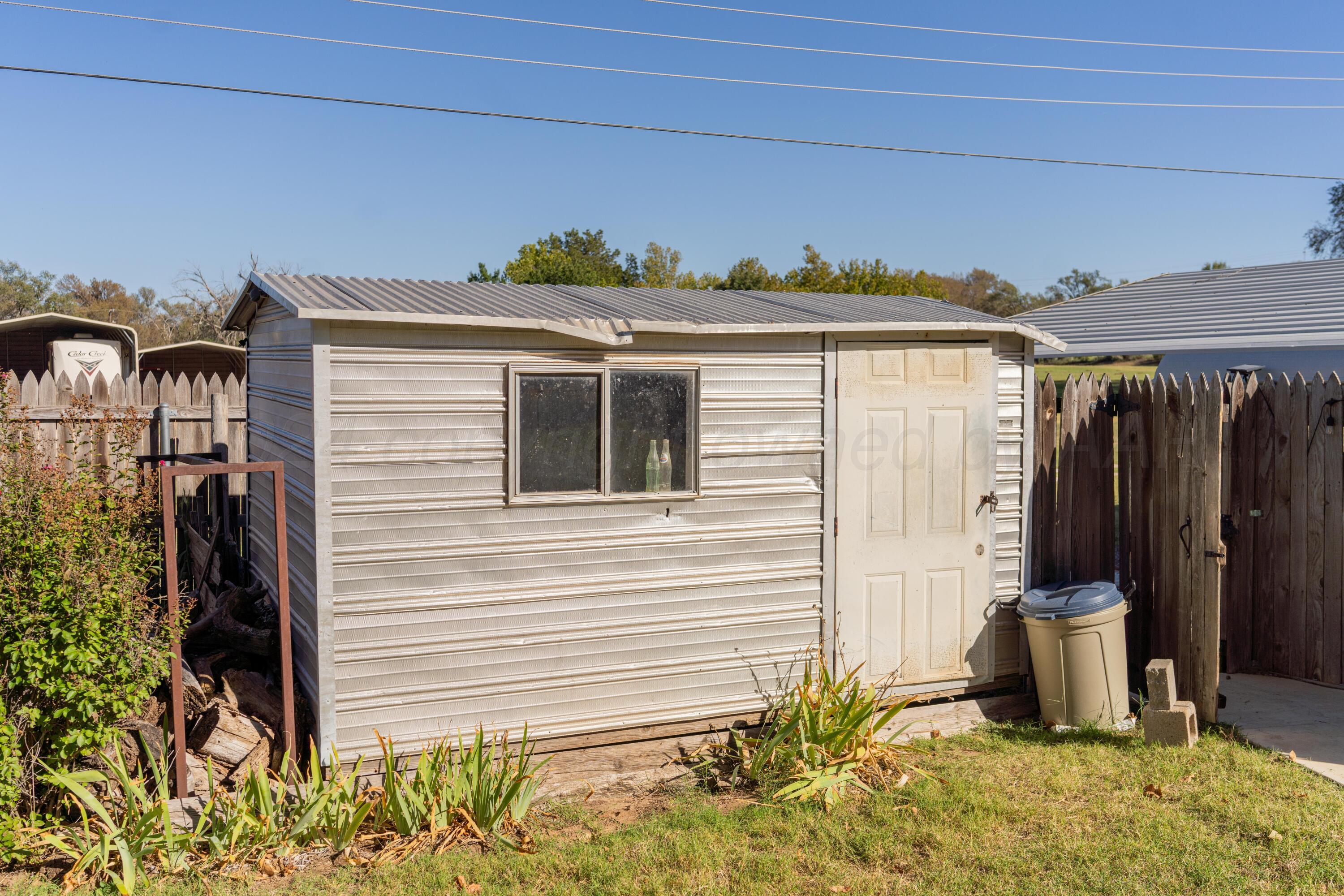 209 Jackson Street, Wheeler, Texas image 7