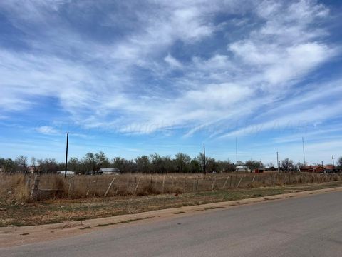 Vacant Land For Sale - 1000 Avenue C Ne<br/> Childress, TX 79201