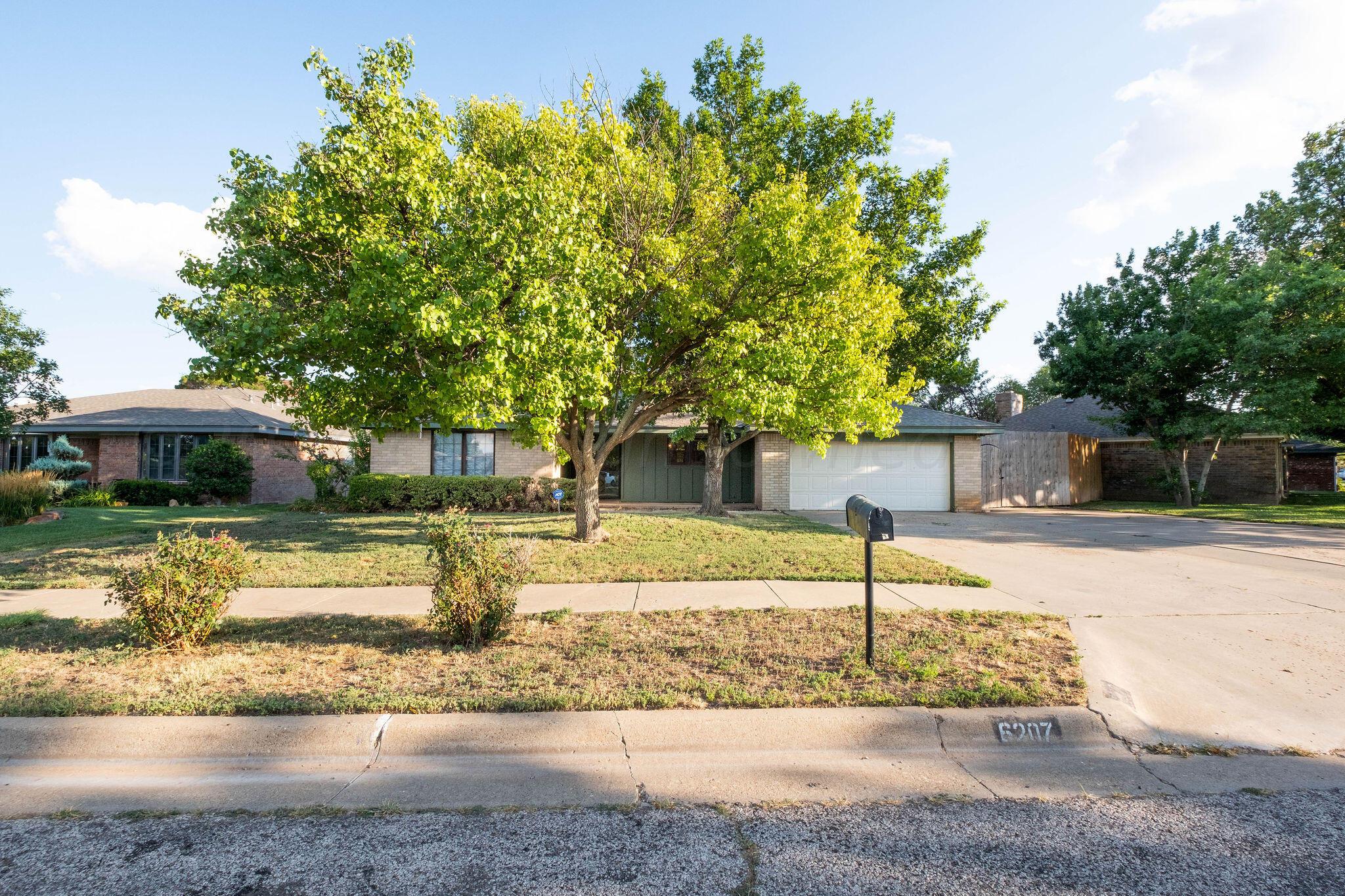 6207 Mccoy Drive, Amarillo, Texas image 2