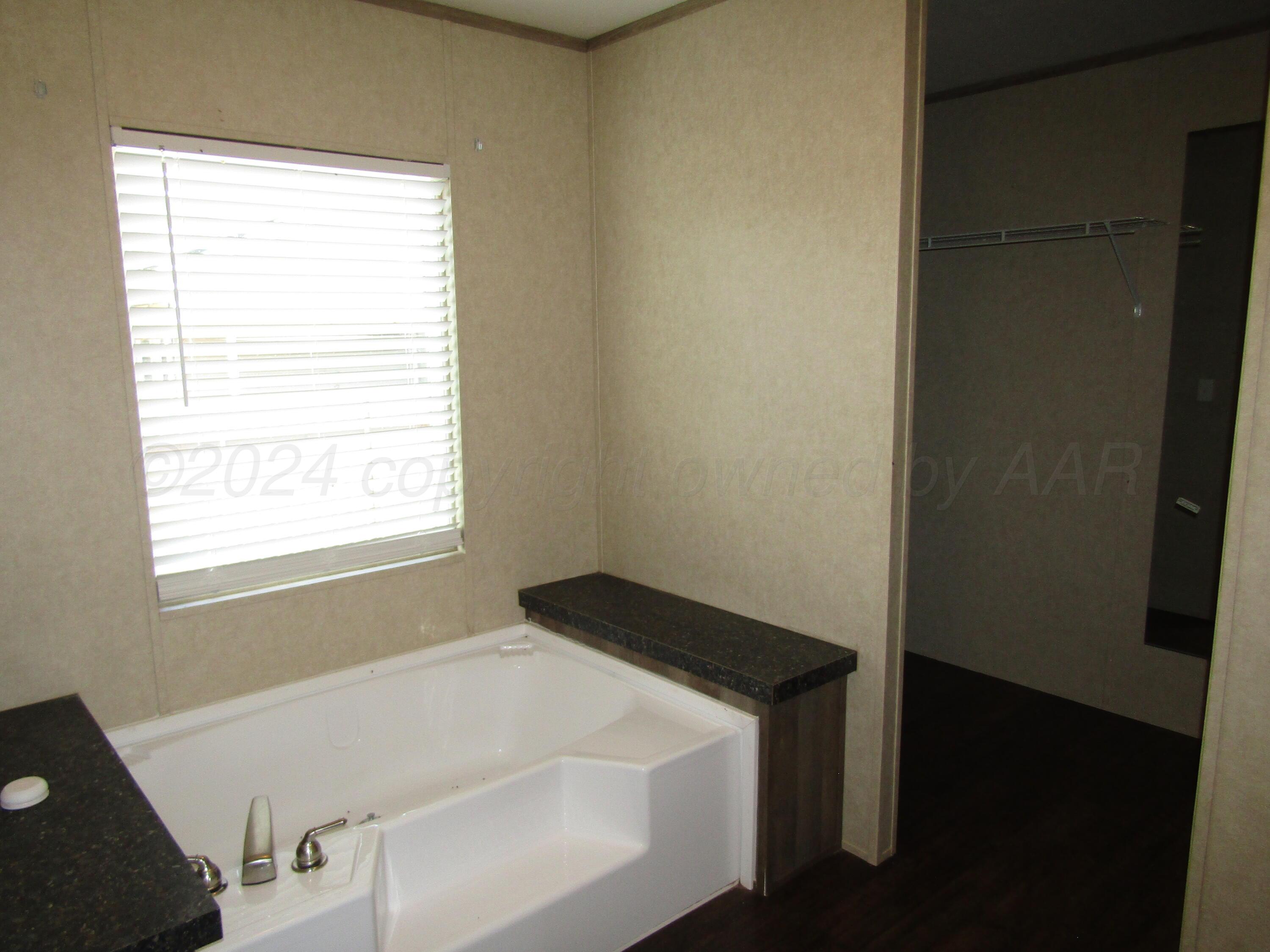 101 E Ave H, Bovina, Texas image 15