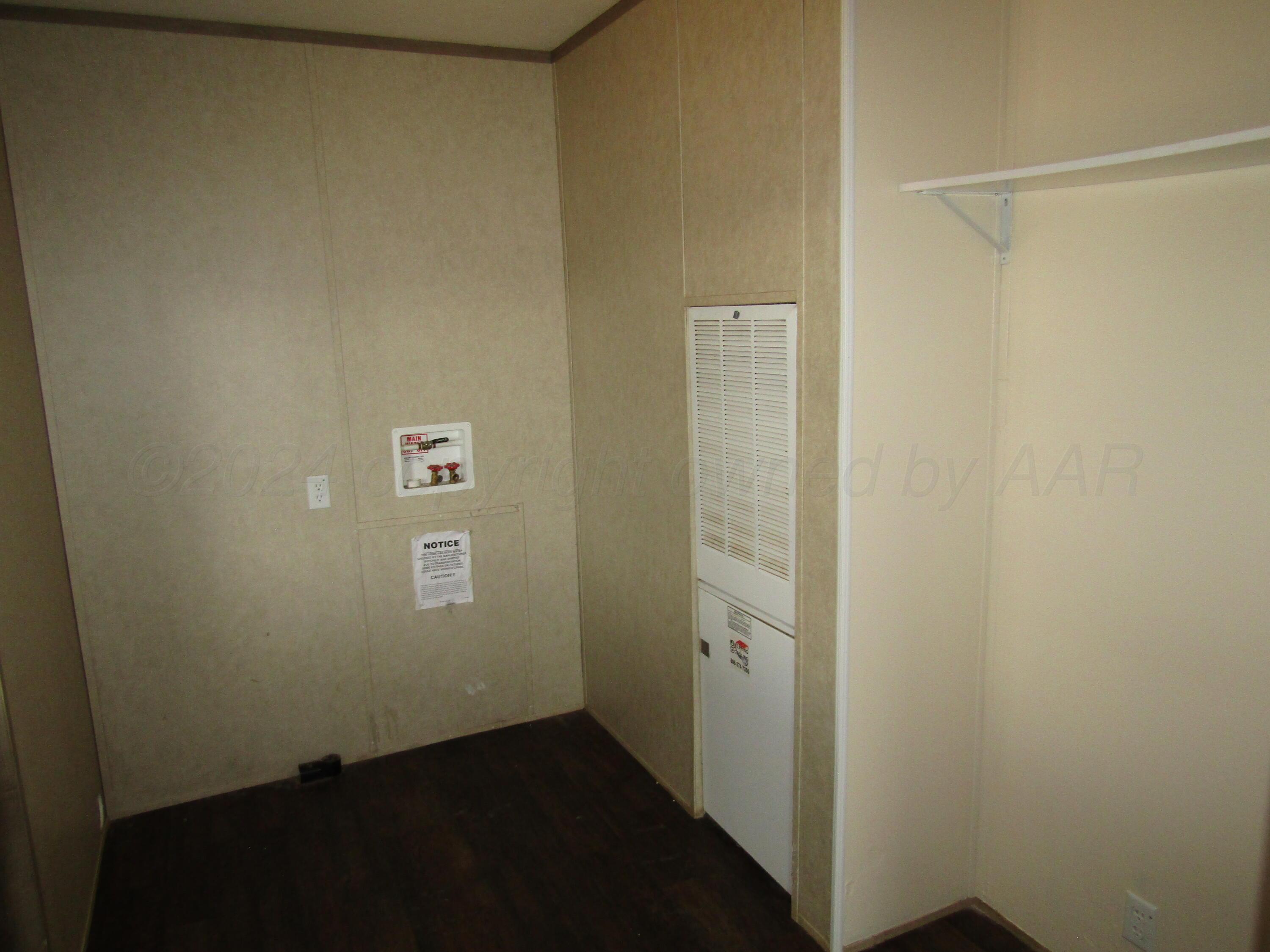 101 E Ave H, Bovina, Texas image 11