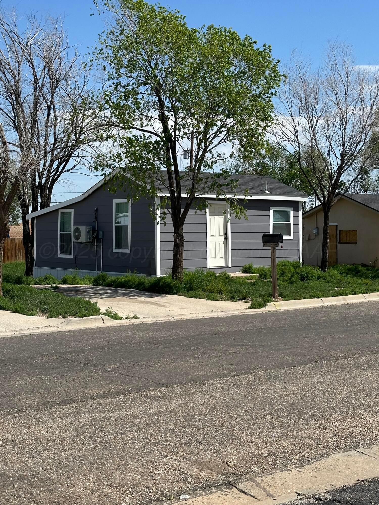 2612 NW 5th Avenue, Amarillo, West Virginia image 2