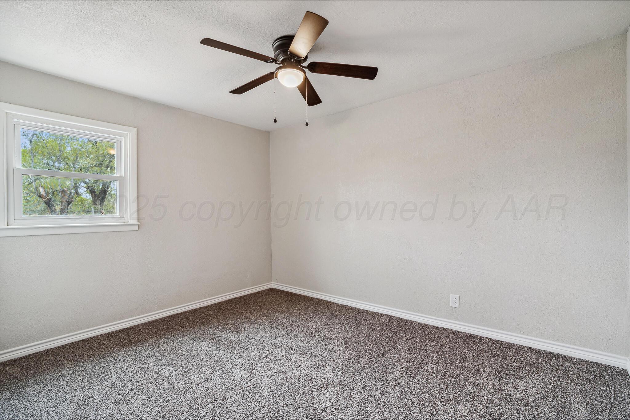 517 Whittier Street, Hereford, Idaho image 9