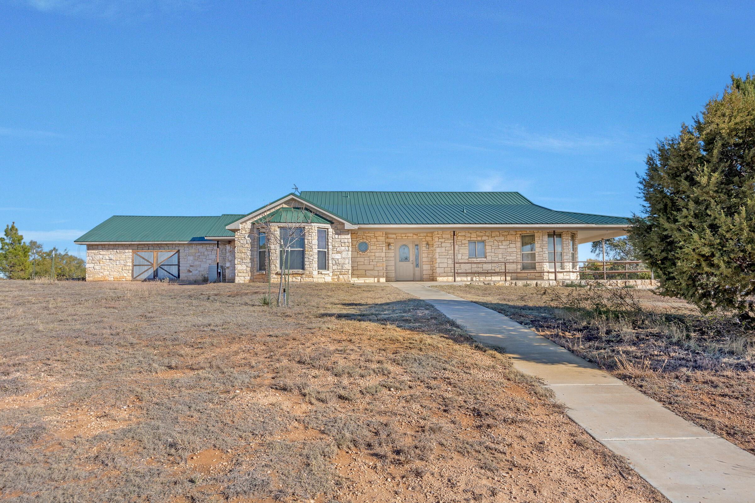 13701 Cedarwood Drive, Amarillo, Idaho image 3