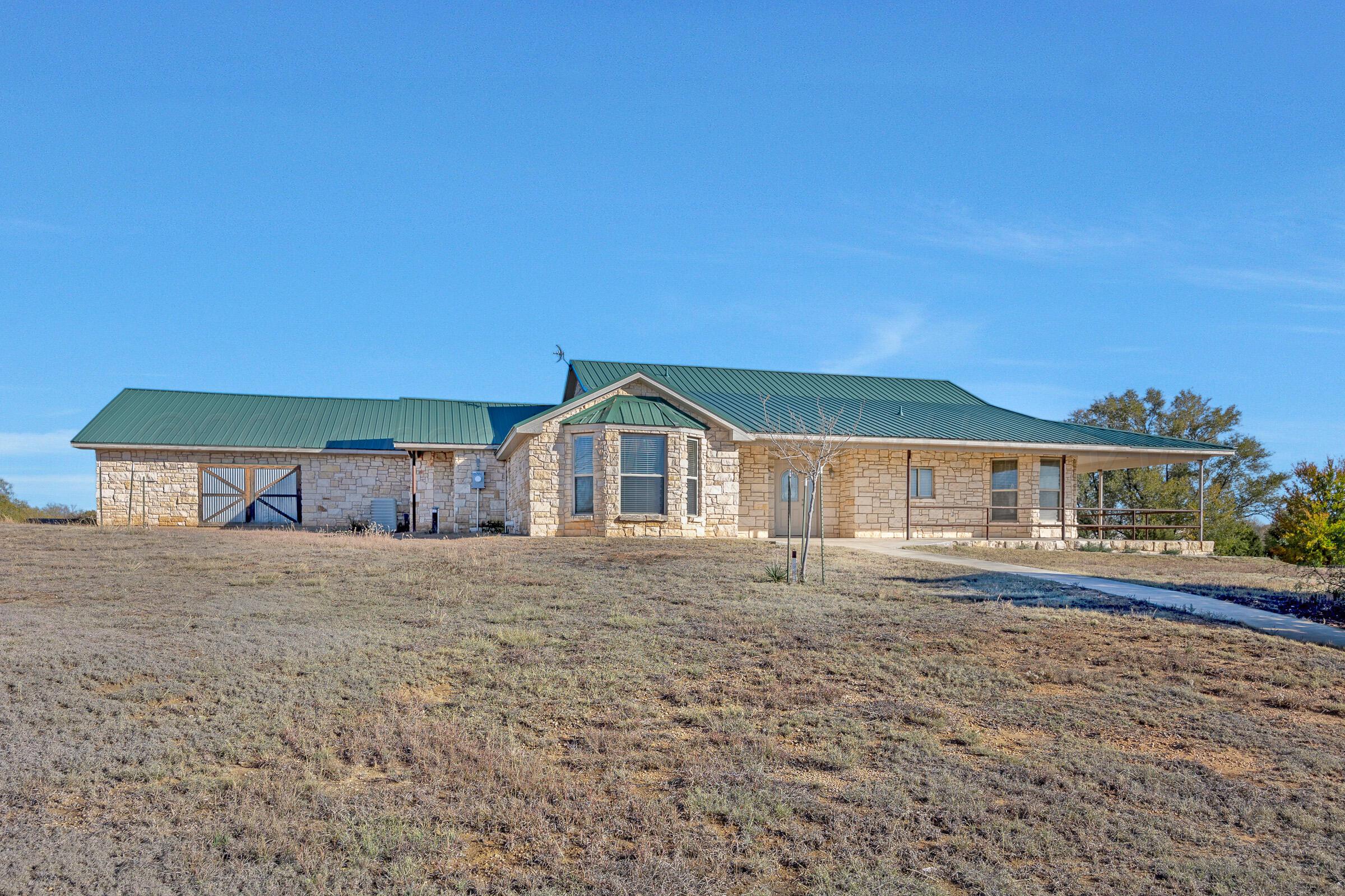 13701 Cedarwood Drive, Amarillo, Idaho image 1