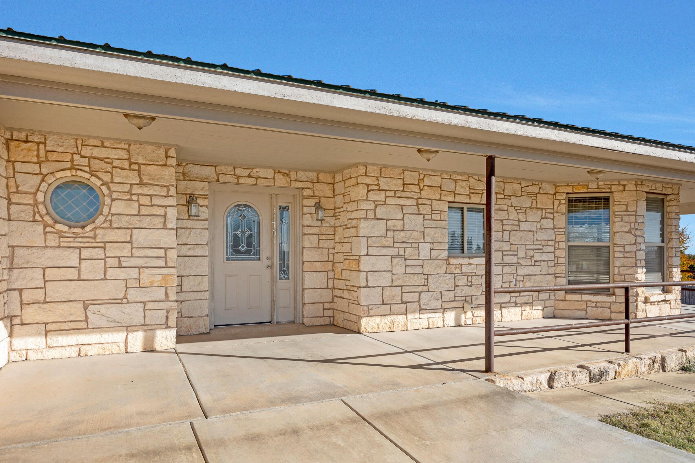 13701 Cedarwood Drive, Amarillo, Idaho image 5