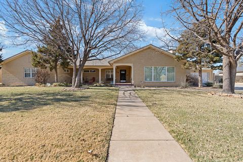 Homes For Sale - 113 N Texas Street<br/> Deaf Smith County, Hereford, TX 79045