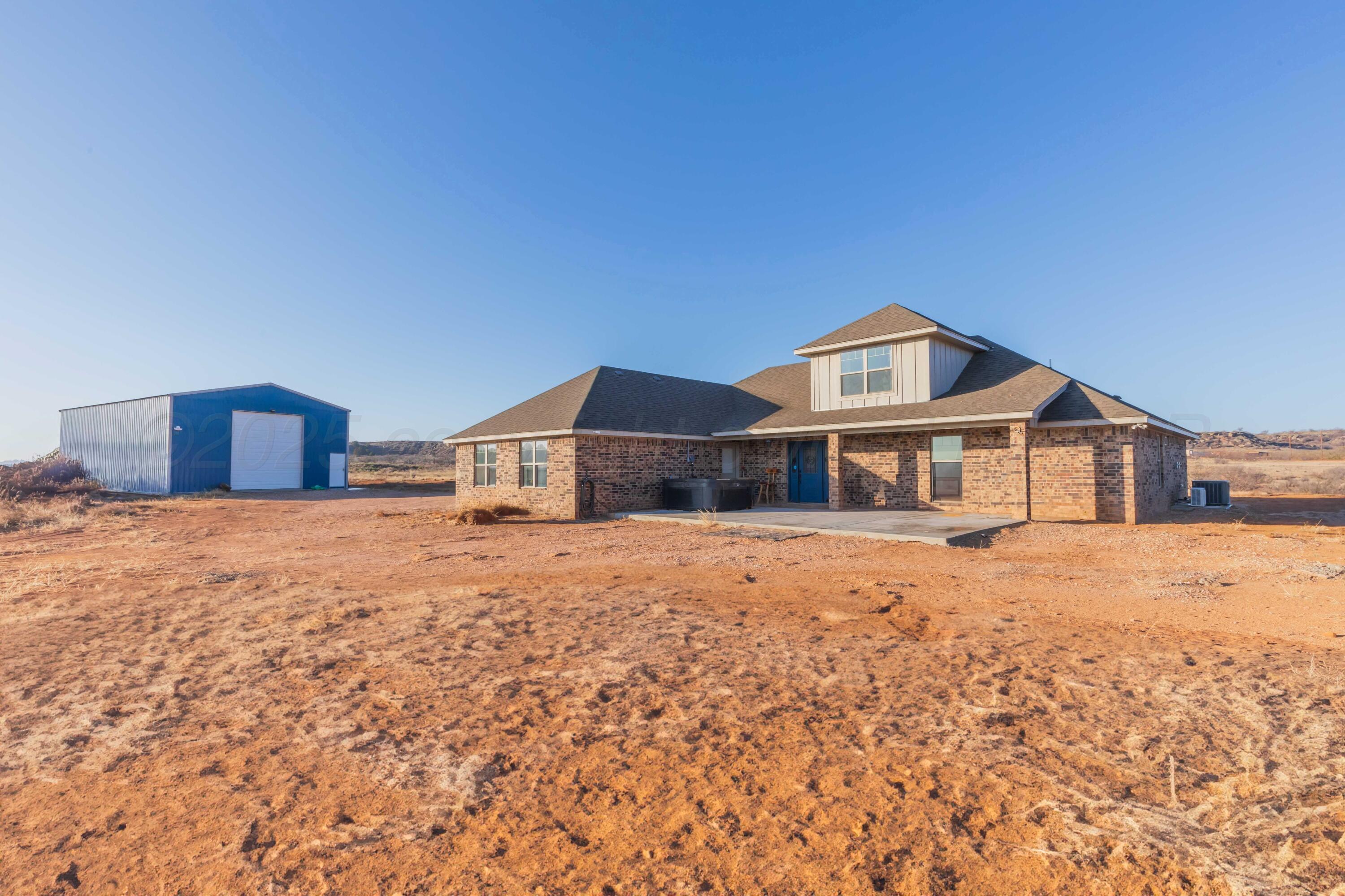 25700 Buena Vista Road, Valle de Oro, Texas image 2