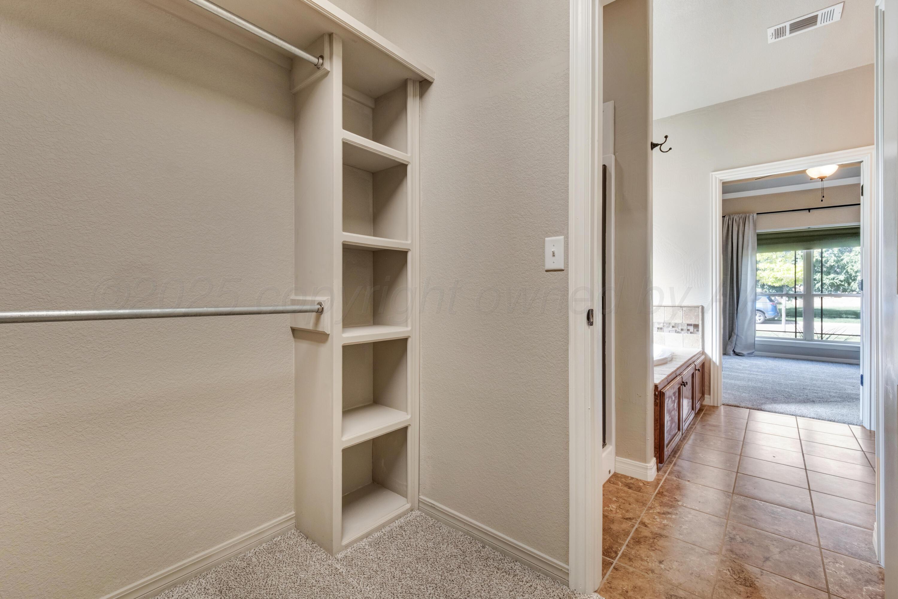 Amarillo, Texas 79119, United States, 3 Bedrooms Bedrooms, ,2 BathroomsBathrooms,Residential,Active,218048