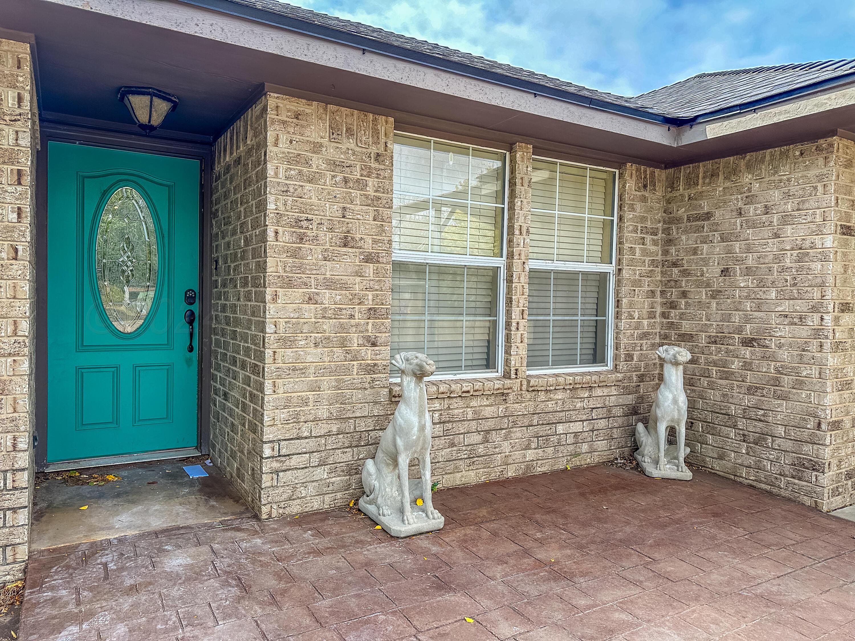 404 E Coronado Street, Fritch, Texas image 3