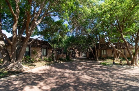 Homes For Sale - 4 Quadrille Street<br/> Potter County, Amarillo, TX 79106