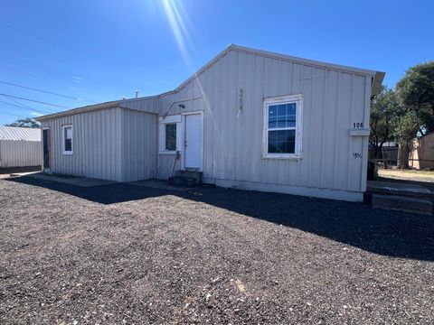 Homes For Sale - 106 NE 11th Avenue<br/> Amarillo, TX 79107