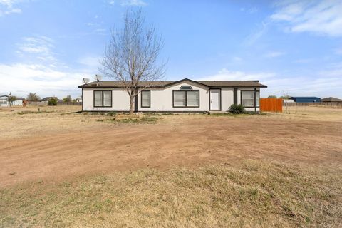 Homes For Sale - 7820 Star Light Lane<br/> Canyon, TX 79015