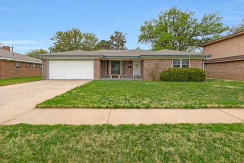 Homes For Sale - 2813 Porter Drive<br/> Amarillo, TX 79110