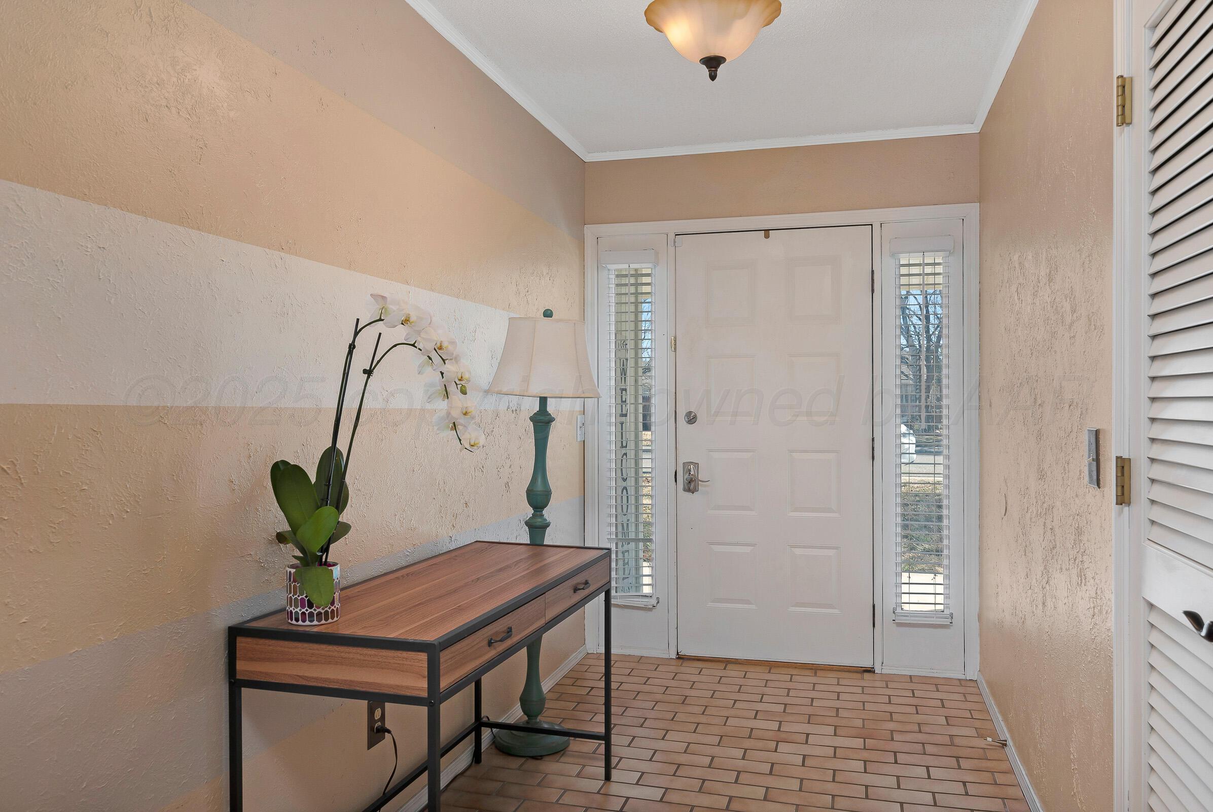 6804 N Club Meadows Drive, Amarillo, Alaska image 2