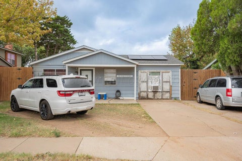 Homes For Sale - 1018 S Eastern Street<br/> Amarillo, TX 79104
