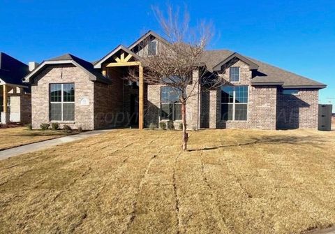 Homes For Sale - 104 Cameo Lane<br/> Canyon, TX 79015