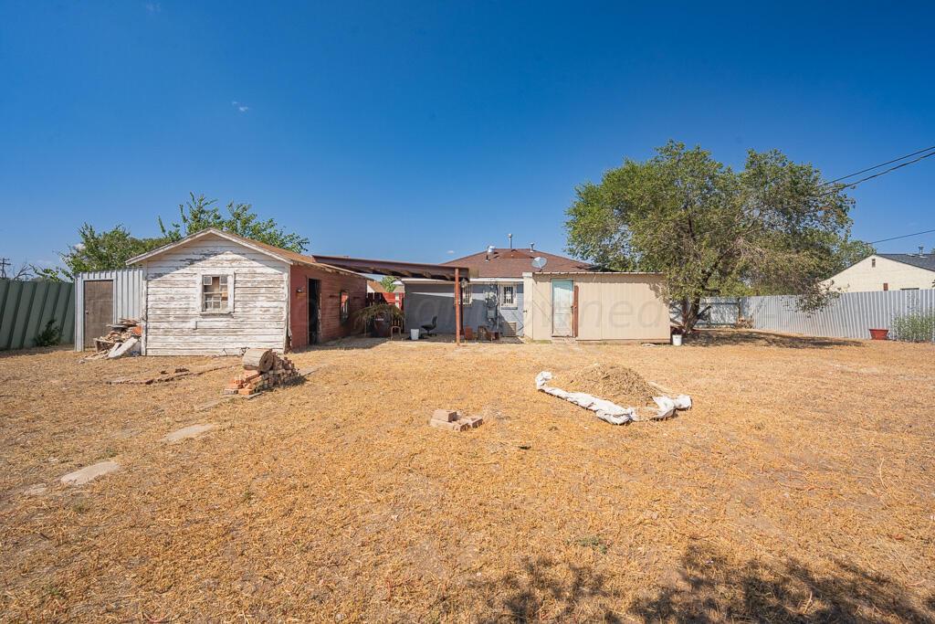 Amarillo, Texas 79107, United States, 2 Bedrooms Bedrooms, ,1 BathroomBathrooms,Residential,Pending,45740