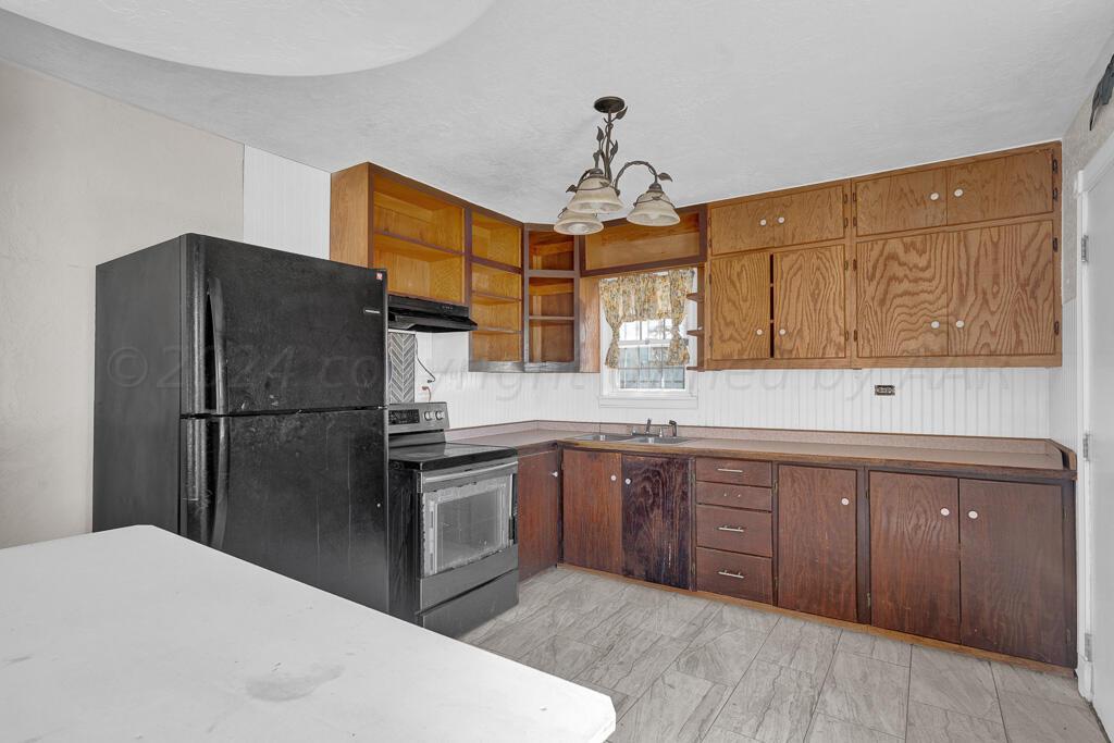 Amarillo, Texas 79107, United States, 2 Bedrooms Bedrooms, ,1 BathroomBathrooms,Residential,Pending,45740