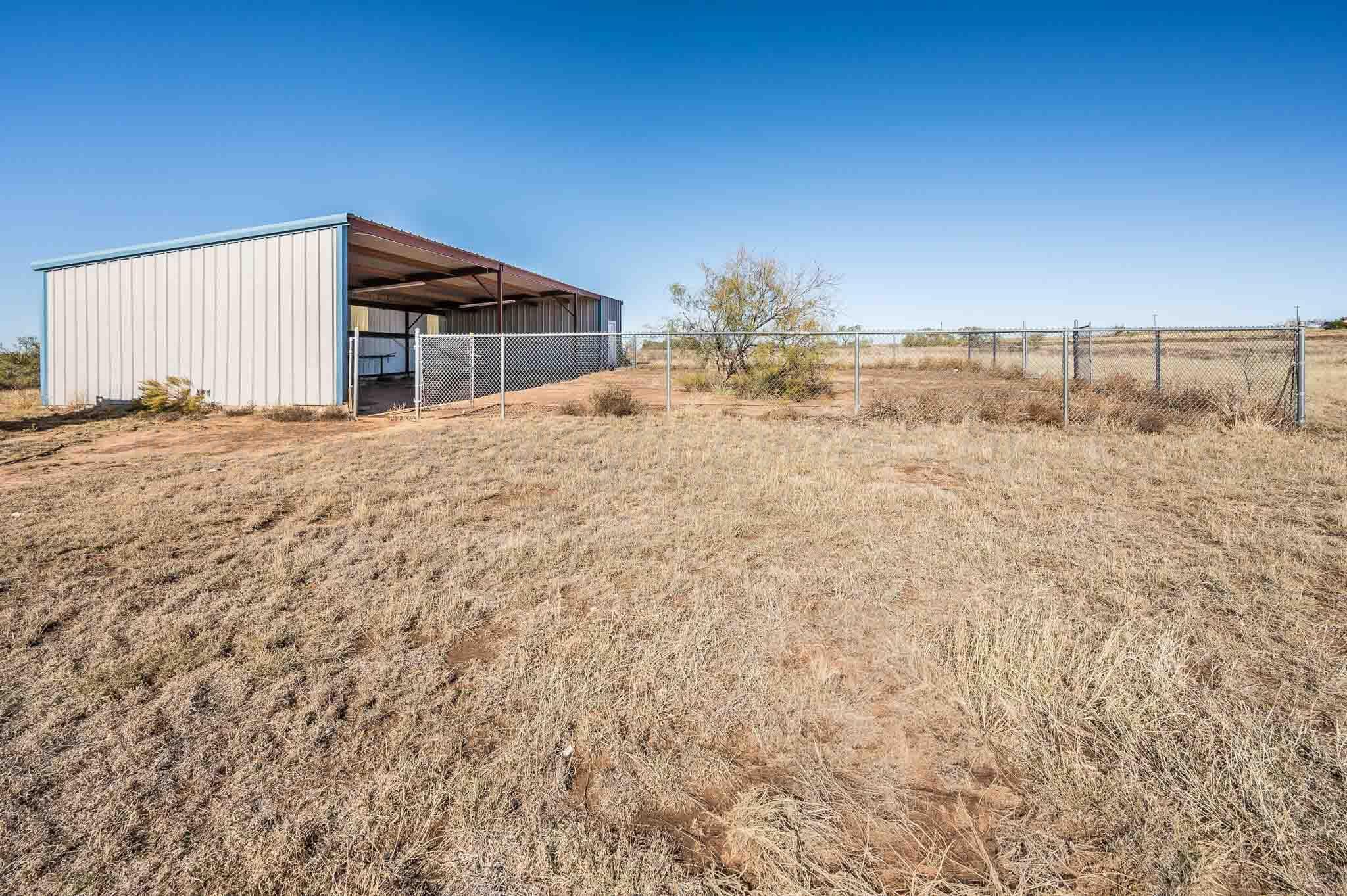 2300 E Willow Creek Drive, Amarillo, Texas image 22