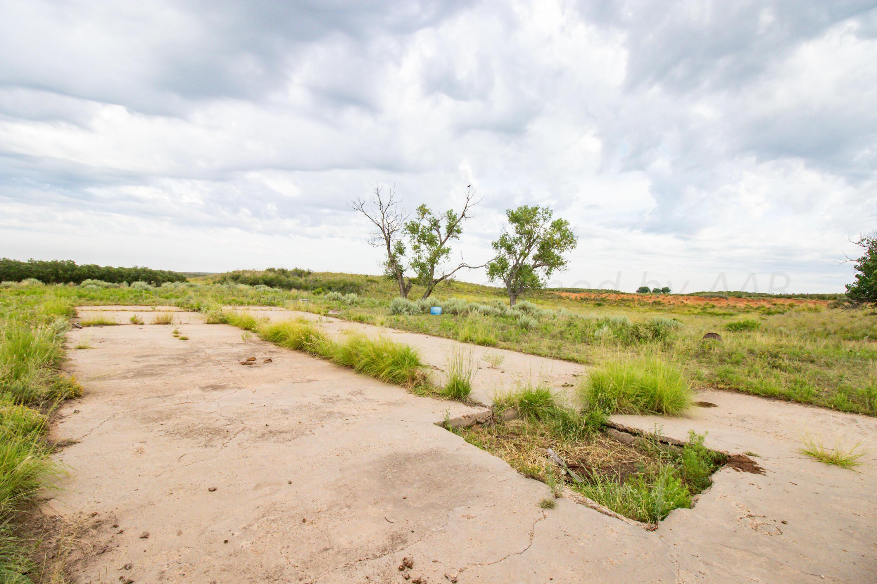 Waters Hunting Ranch, Mobeetie, Texas image 35