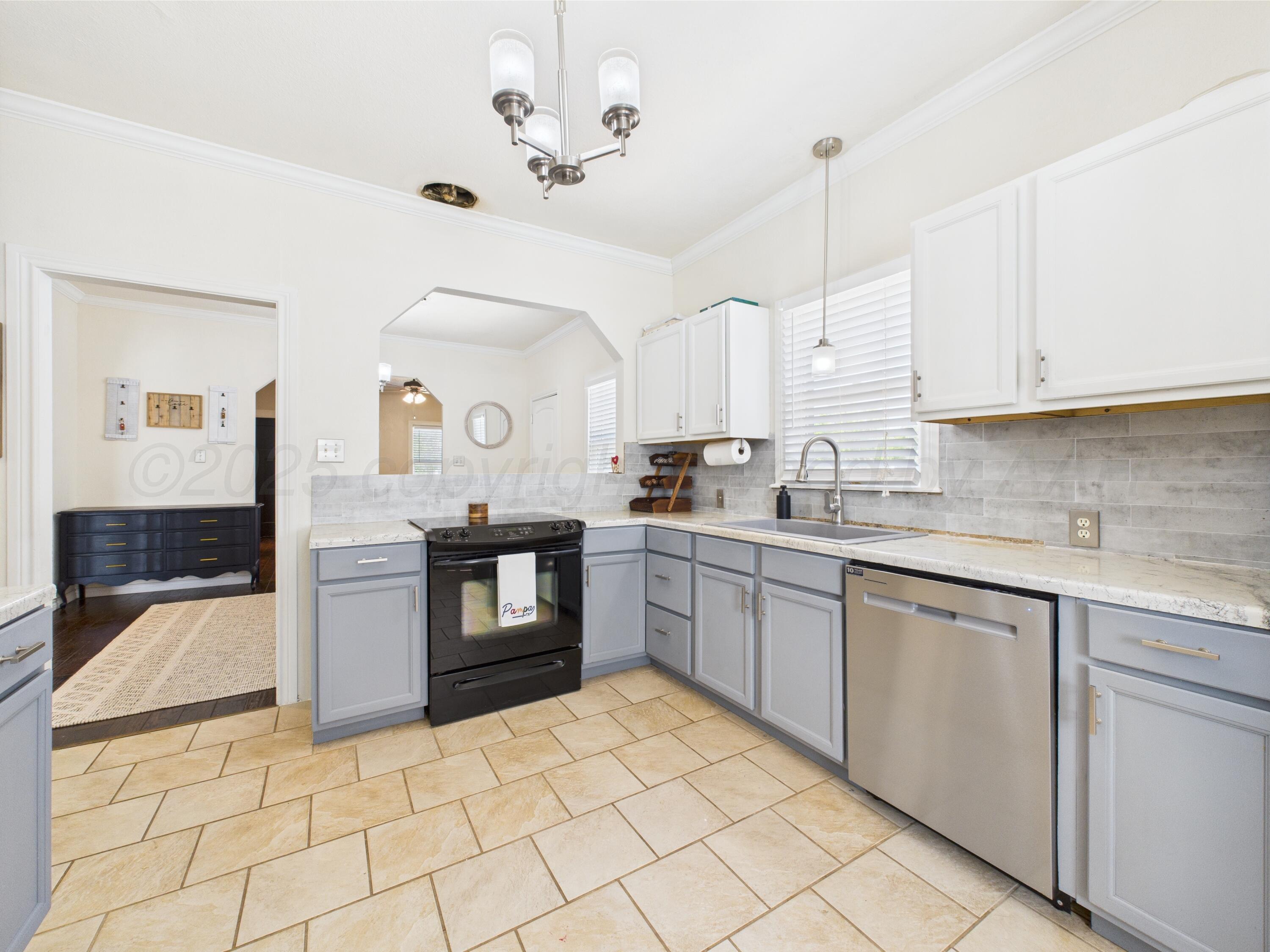 1206 N Russell Street, Pampa, Alaska image 11
