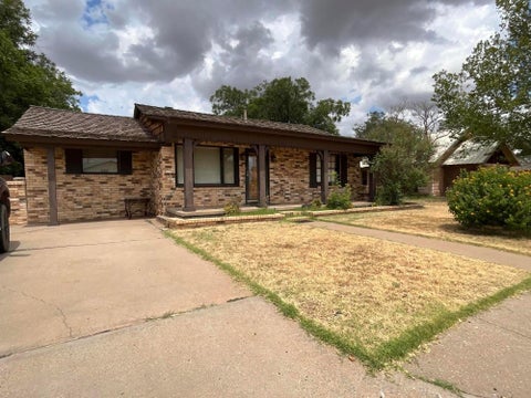 Homes For Sale - 1306 NW Avenue I Nw<br/> Childress, TX 79201