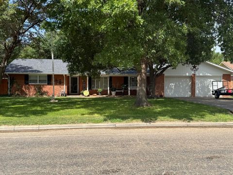Homes For Sale - 117 N Kingwood Street<br/> Hereford, TX 79045