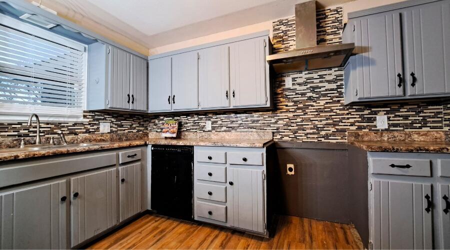 1217 W Phillips Dr Drive, Dumas, Texas image 3