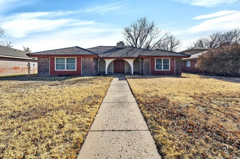 Homes For Sale - 6307 Fulton Drive<br/> Amarillo, TX 79109