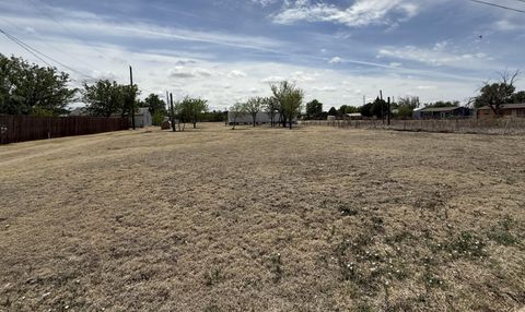 Vacant Land For Sale - 911 S Finley Street<br/> Pampa, TX 79065
