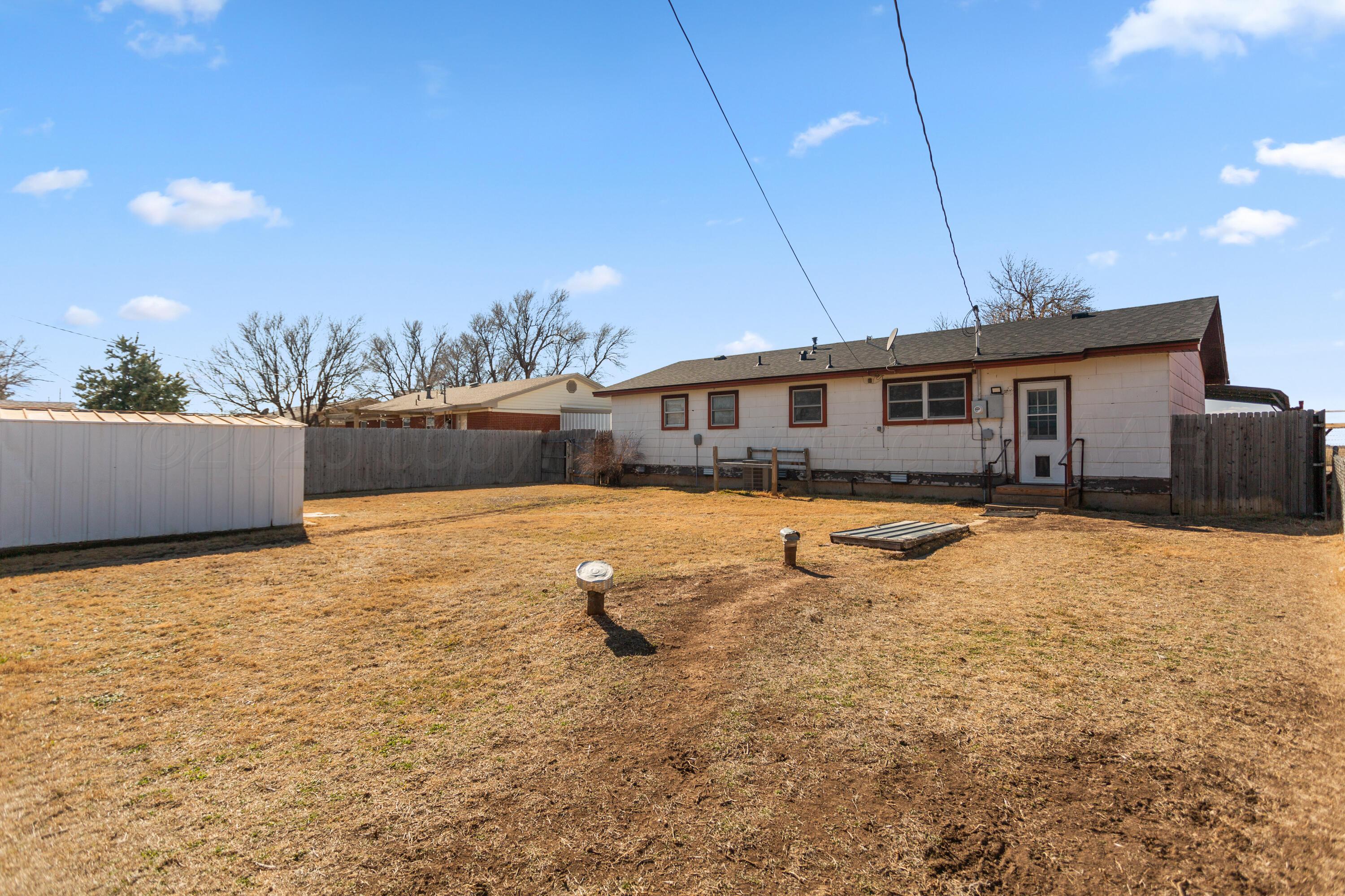 17 S Loyola Street, Perryton, Texas image 28