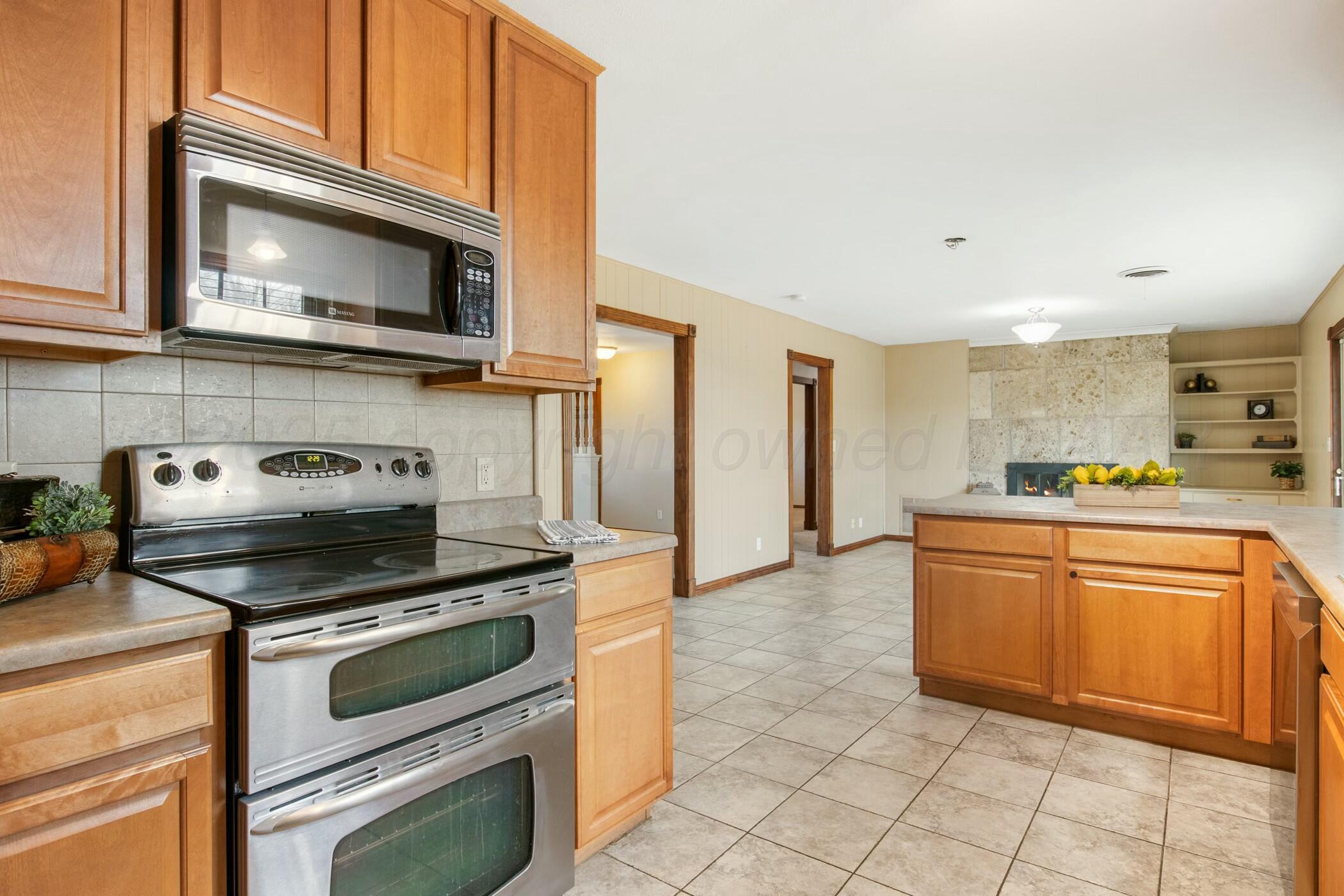 118 Galahad Street Street, Borger, Idaho image 13