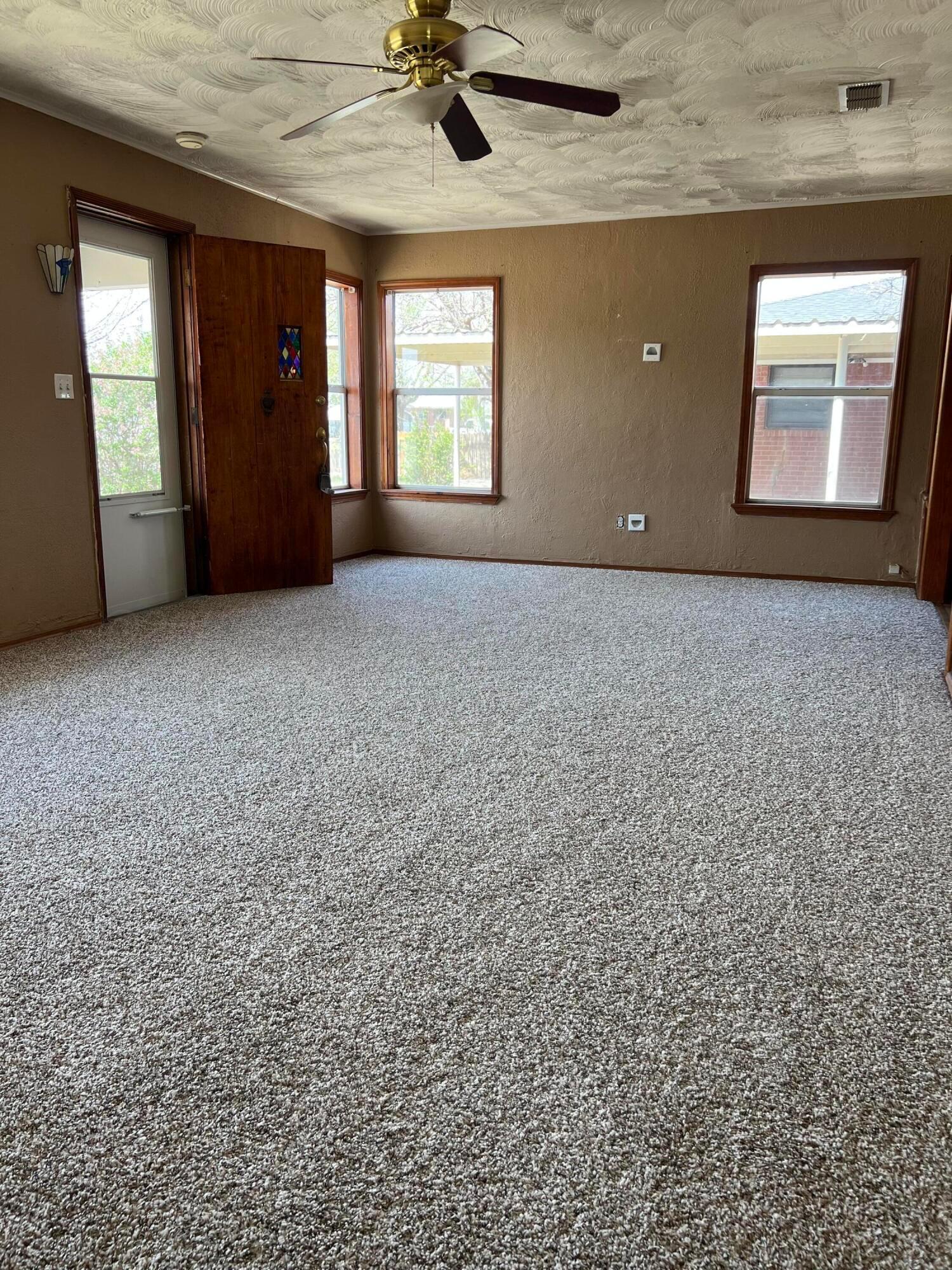 715 Ave Q, Sunray, Texas image 4