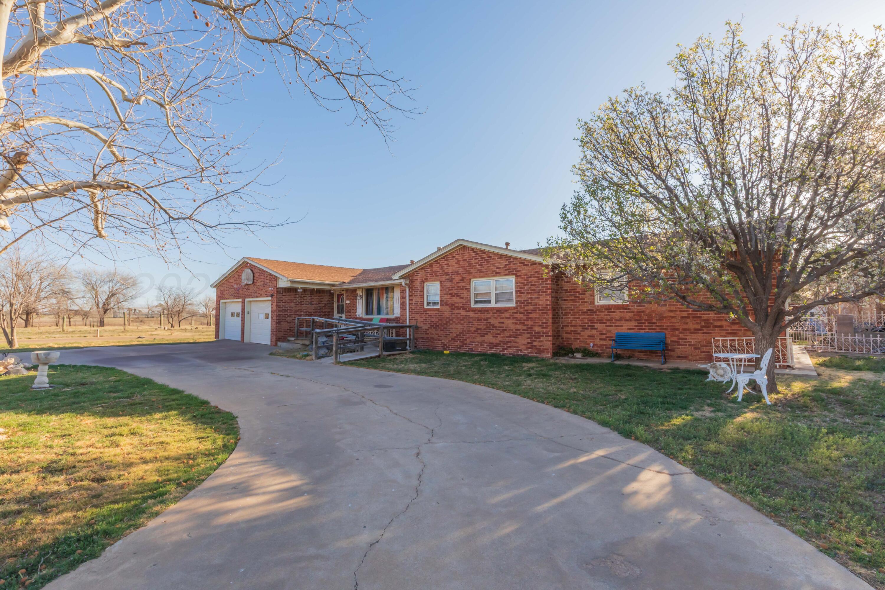 716 N Armstrong Avenue, Tulia, Texas image 1