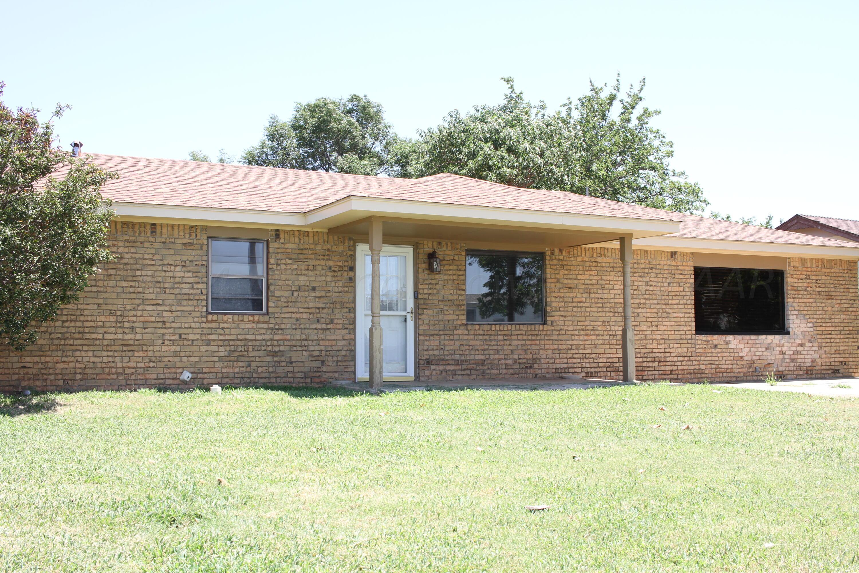 708 N Arizona Street, Shamrock, Texas image 1