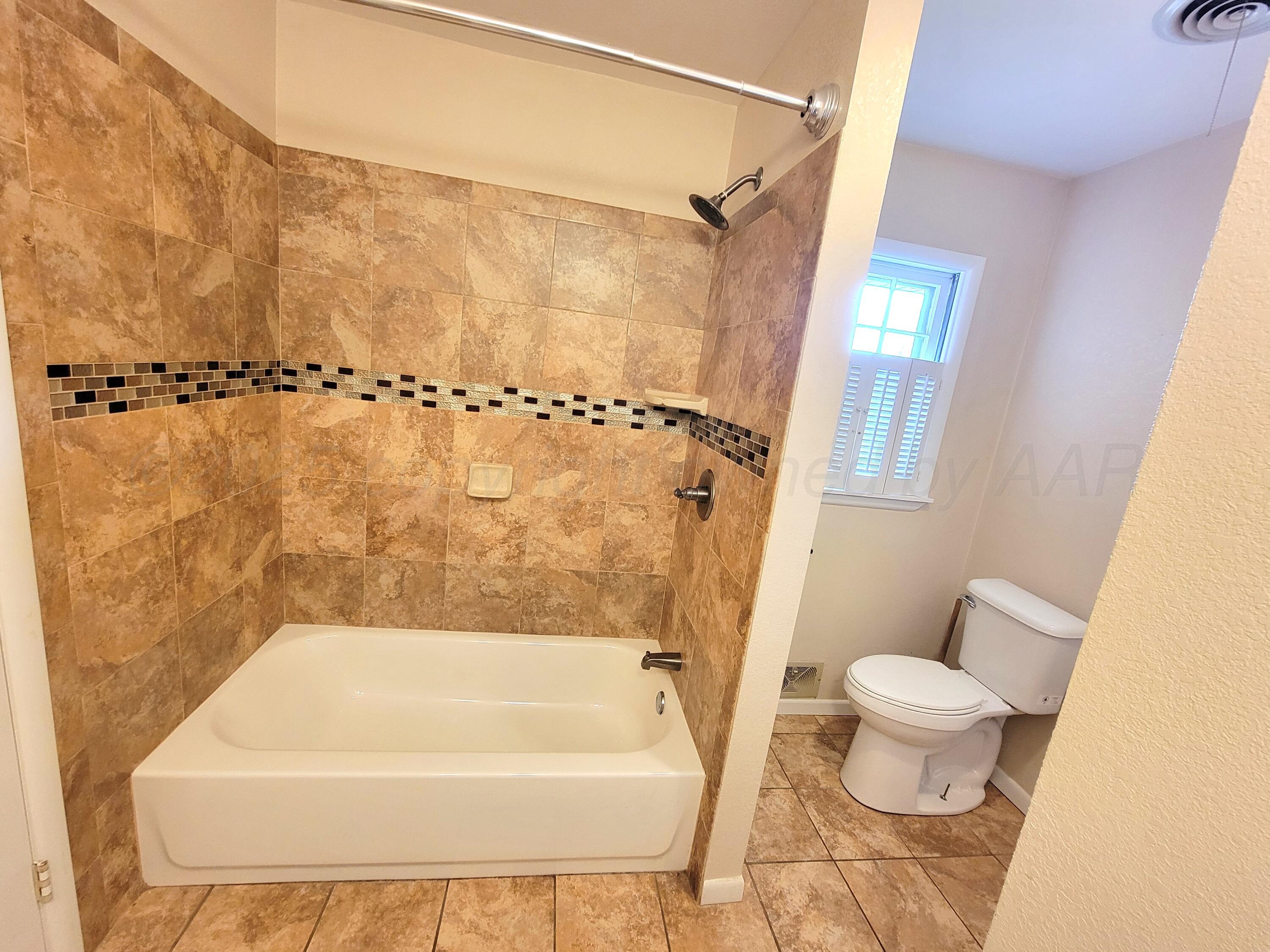 2115 N Chestnut Drive, Pampa, Texas image 15