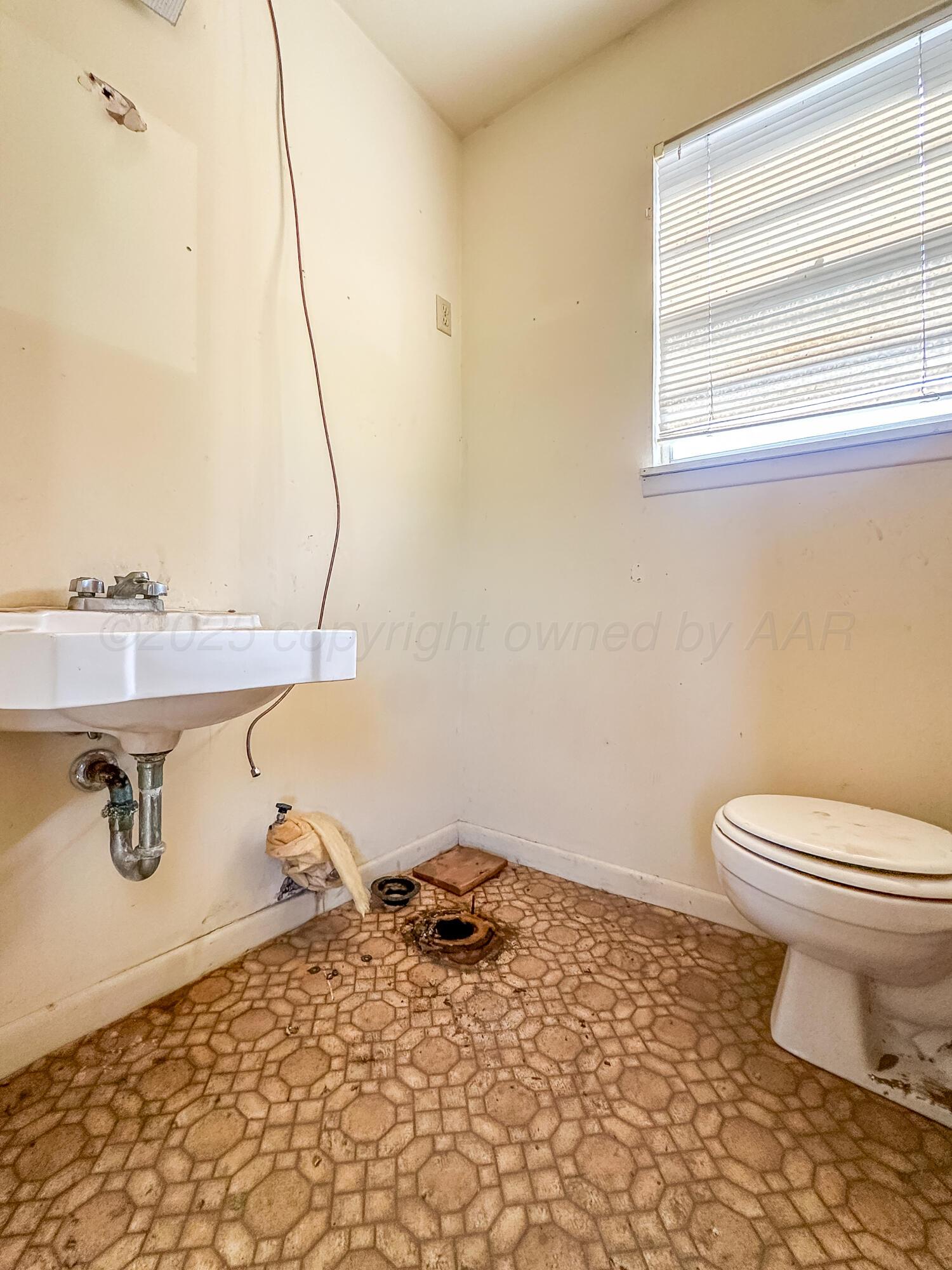 1705 S Takewell Street, Borger, Alaska image 22