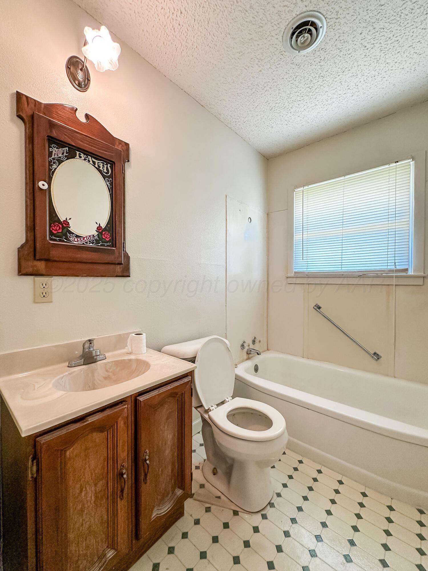 1705 S Takewell Street, Borger, Alaska image 19