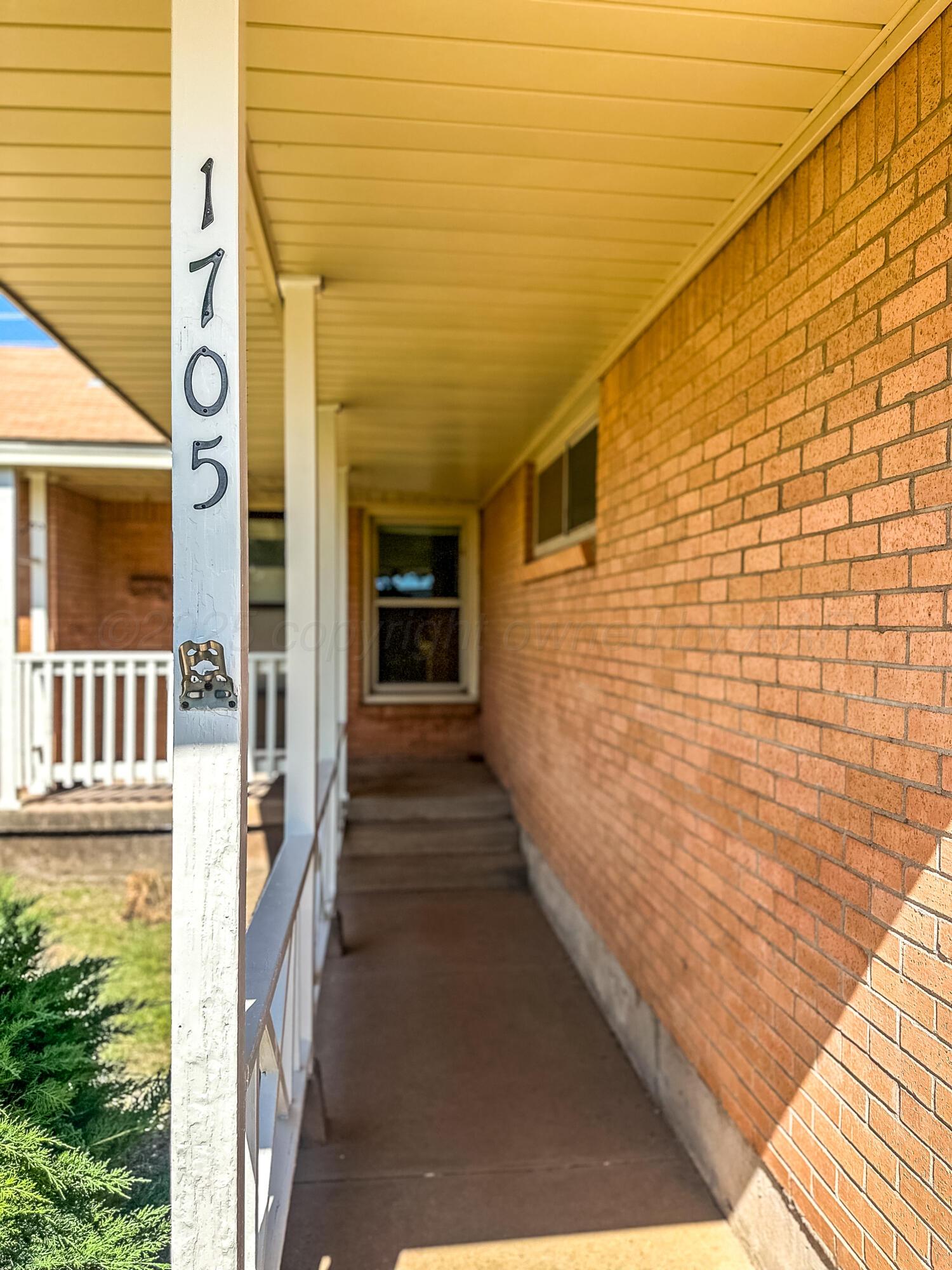 1705 S Takewell Street, Borger, Alaska image 4