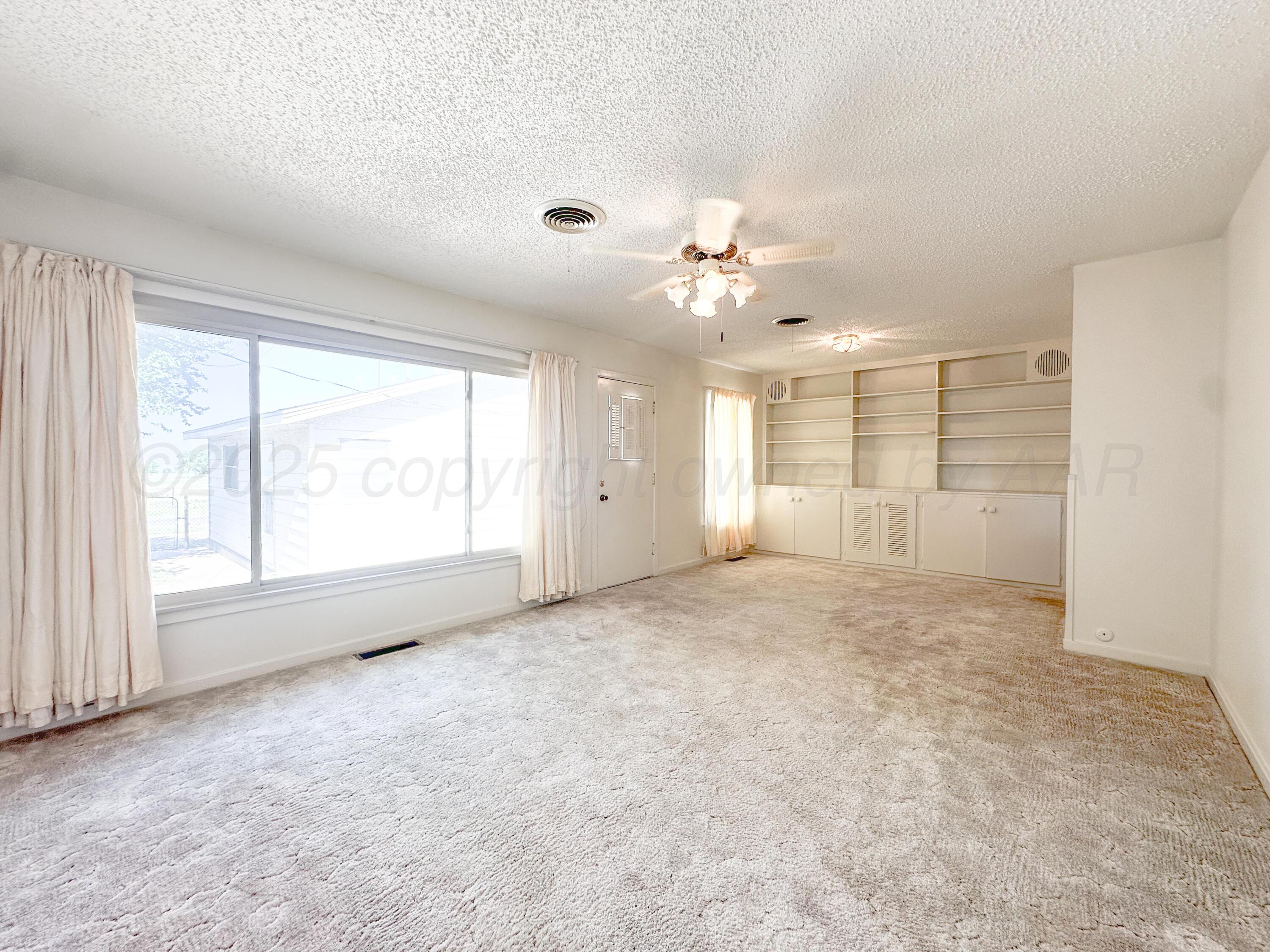 1705 S Takewell Street, Borger, Alaska image 7