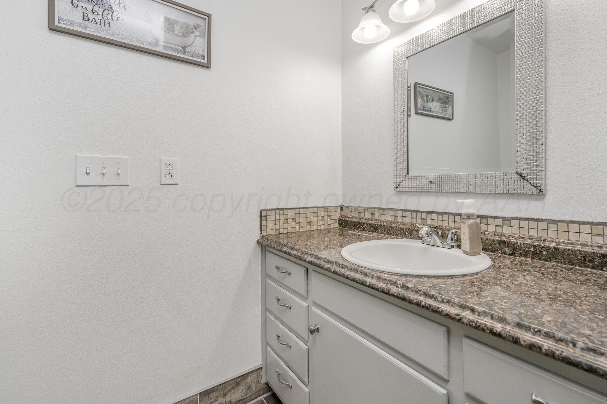 505 Willow Avenue, Dumas, Texas image 10