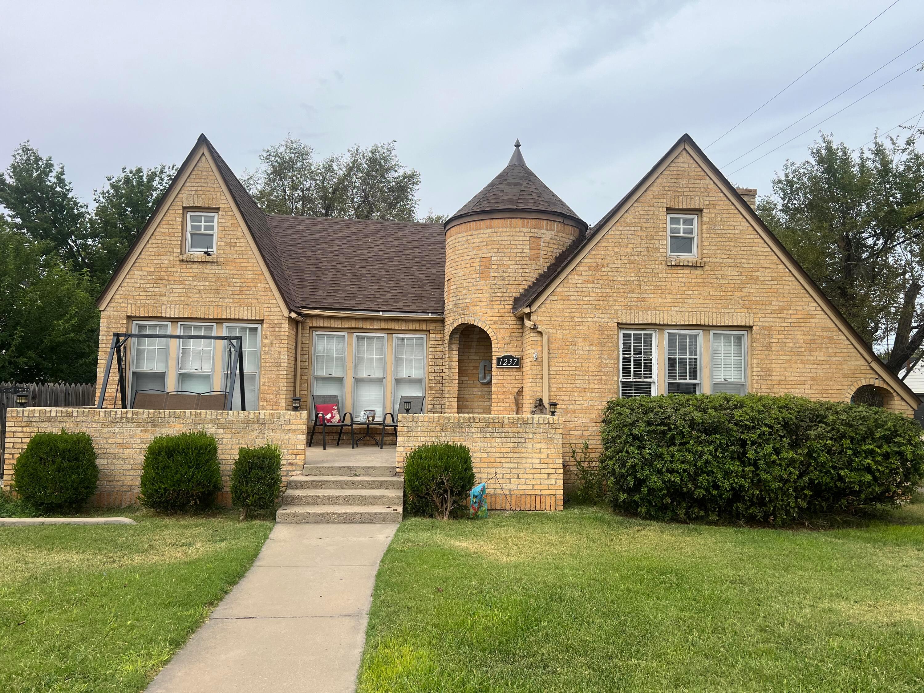 1237 Christine Street, Pampa, Texas image 1