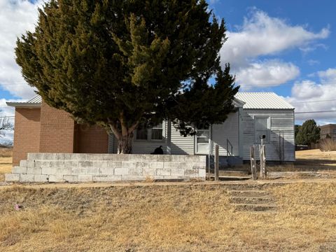 Homes For Sale - 600 Greenough Avenue<br/> Stinnett, TX 79083