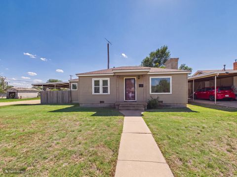 Homes For Sale - 501 N Lowry Street<br/> Pampa, TX 79065