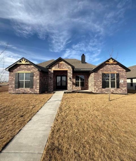 Homes For Sale - 108 Bullrush Drive<br/> Canyon, TX 79015