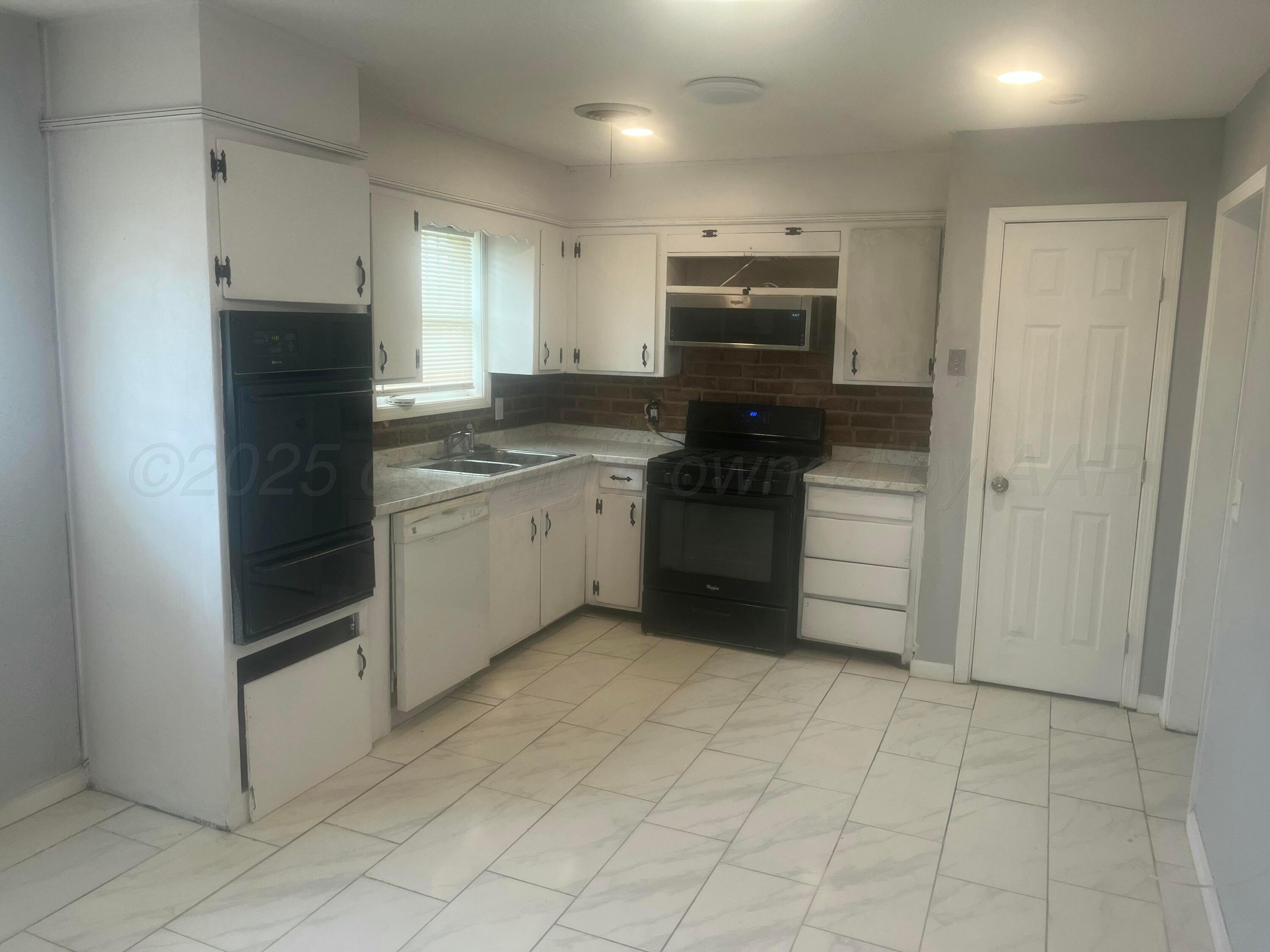 2114 Columbine Street, Amarillo, Alaska image 6